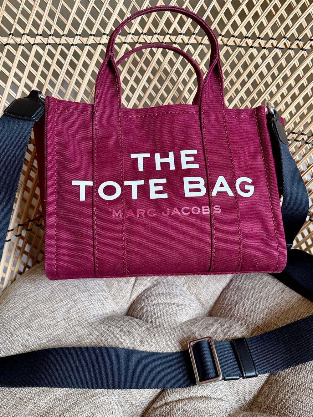 Marc Jacobs The Micro Tote Bag Burgundy